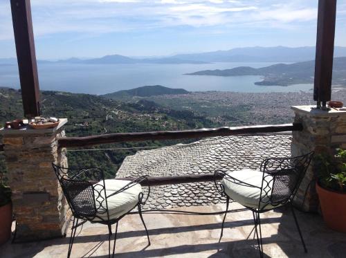 Makrynitsa Apartment | Μακρινίτσα Αλώνια