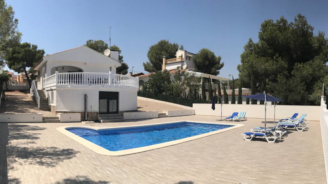 Pinar de Campoverde Villa | 120 m² Villa ∙ 3 bedrooms ∙ 8 guests