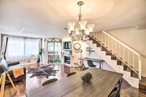 Burbank House | 2 Mi to Griffith Park! Burbank Extended-Stay Condo