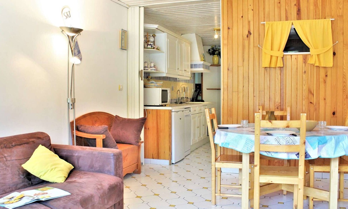 Risoul Apartment | 2-Room Apartment, Sleeps 6, Ski-in/Ski-out, South Facing, Pets Allowed