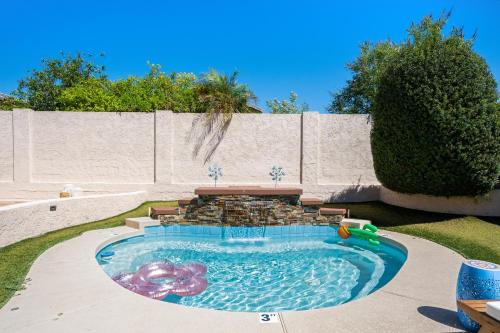 Desert Ridge Villa | 3BR Pool with Waterfall and Mini Golf - Near JW Resort