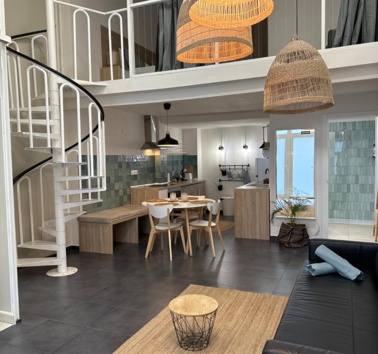 Aiora Apartment | Alex- DUPLEX APARTMENT- City