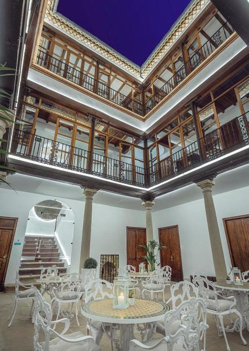 Ubeda Hotel | Alvar Fañez