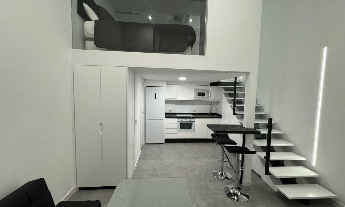 Distrito Noroeste Apartment | Apartamento Tipo Dúplex - NO SE Admiten Mascotas, NO Pets