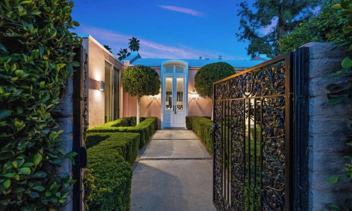 Palm Desert Villa | Ascend into a world of peace, tranquility, charm, and timeless Marrakesh style.