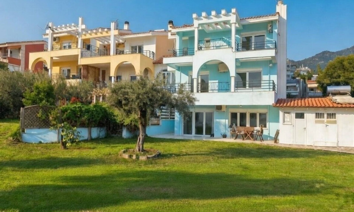 Palaio Tsifliki Villa | Azzuro View Villa Superb 4-bedroom villa with AC in Palio, Kavala