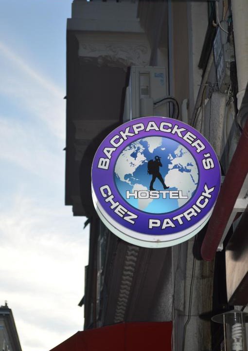 Centre Ville-Gare Hostel | Backpackers Chez Patrick