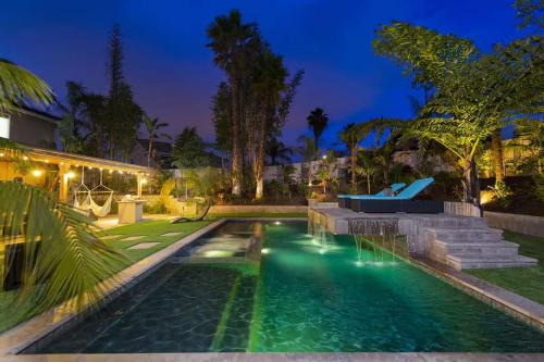 Vista House | Backyard Dream - 5BR l Pool l Spa