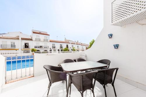 Nerja House | BAJAMAR I 6 MENYBER