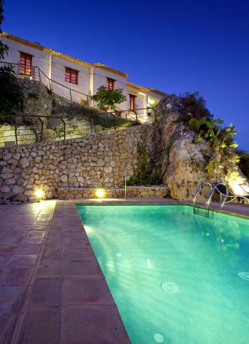 El Berro Hotel | Bajo El Cejo