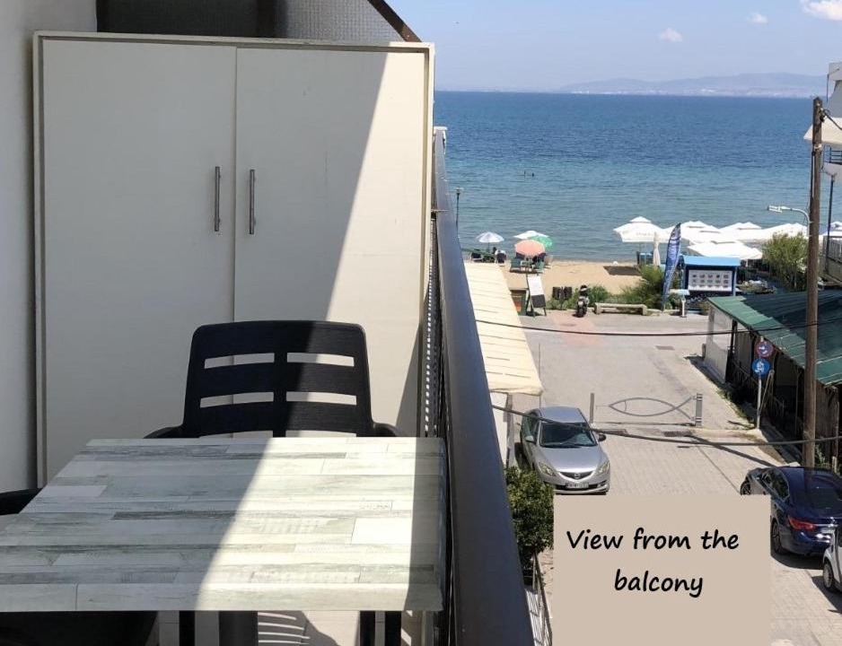 Perea Apartment | Beach Time Studio