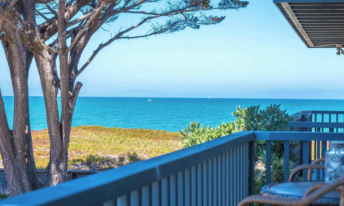 Downtown Monterey Condo | Beachfront Monterey Home Ocean Views Sleeps 4