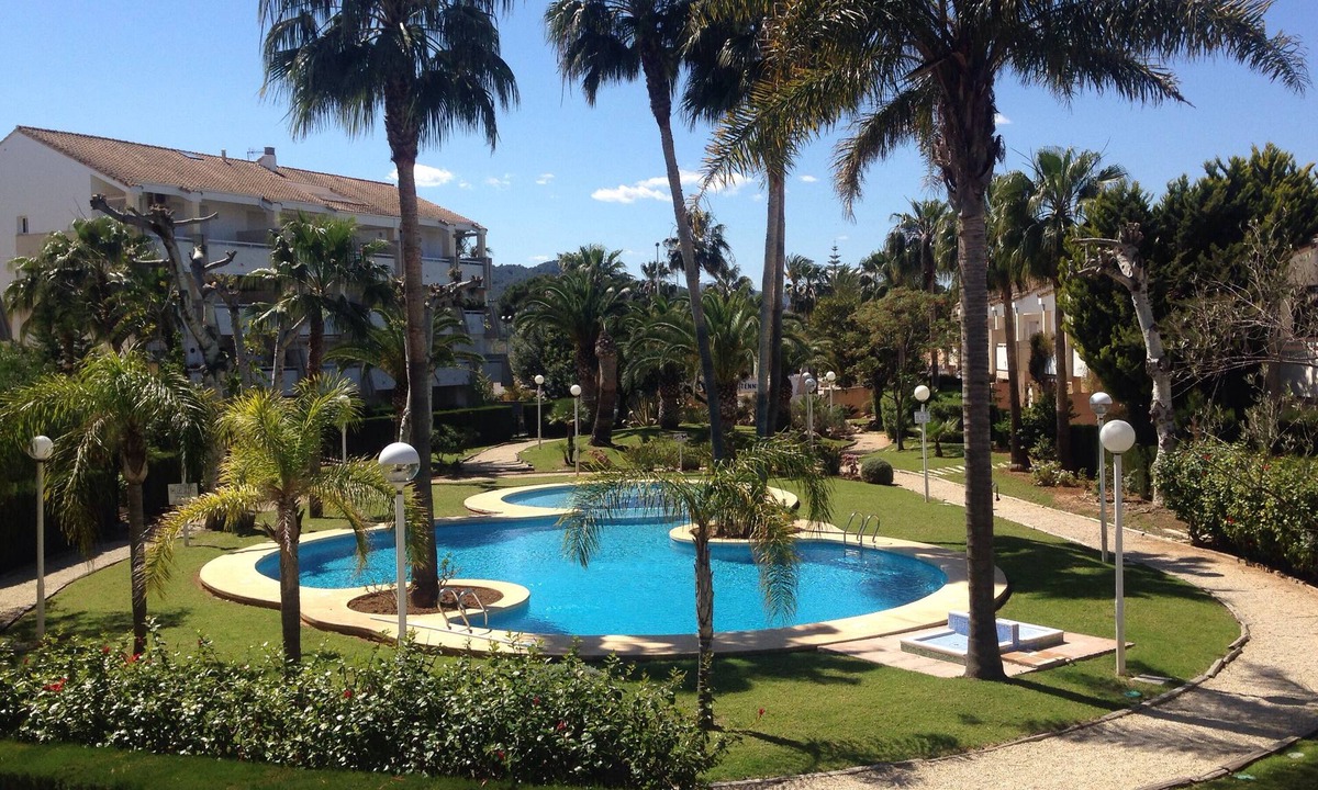 Platja de l'Arenal Apartment | Beautiful 3 bedrooms with private parking, gardens, swimming pools, beach