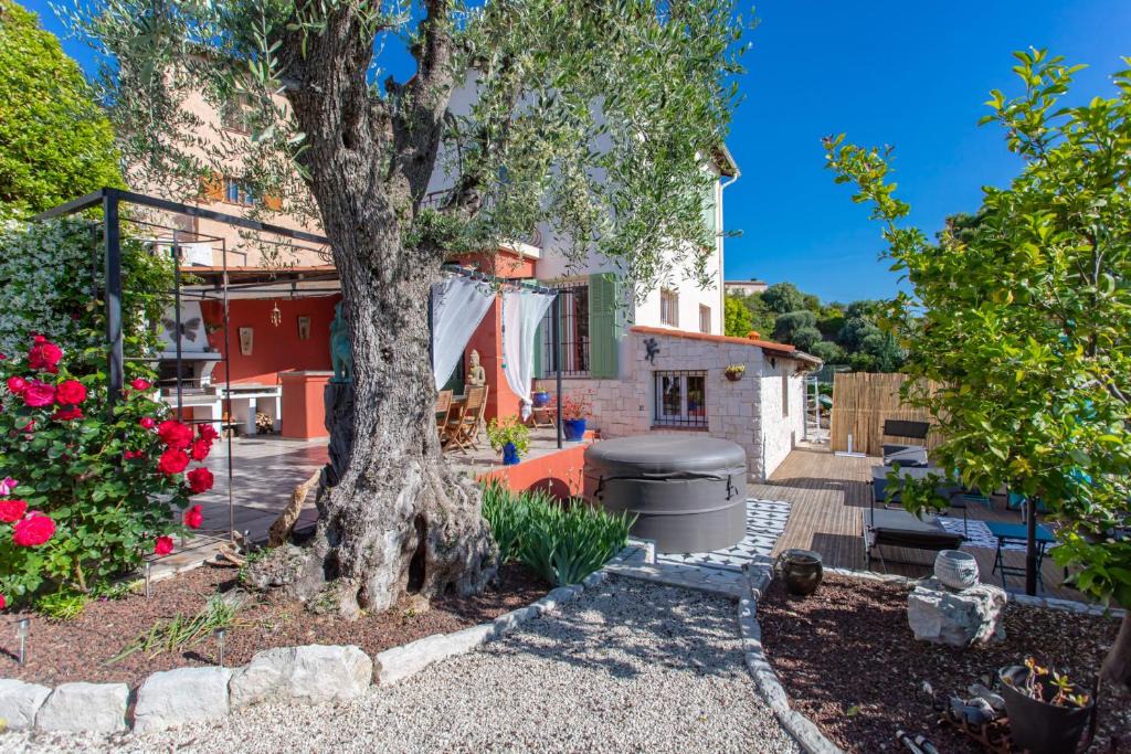 Saint Antoine Villa | Beautiful villa in a peaceful location in Nice