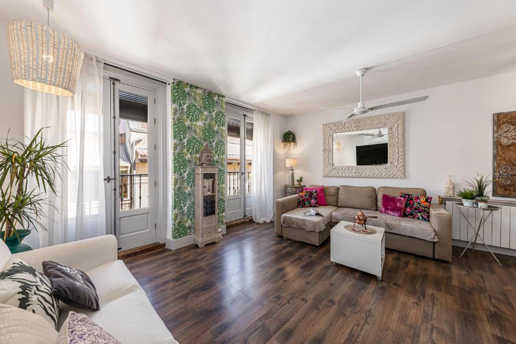 Embajadores Apartment | BNBHolder Spacious Dream SOL