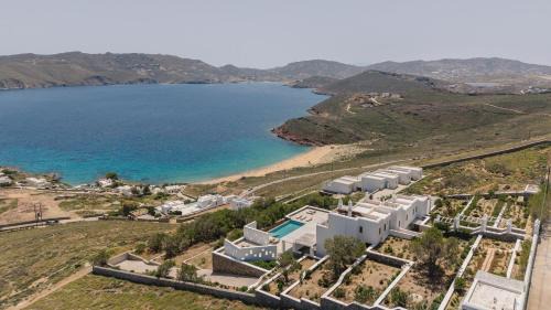 Mykonos Villa | Bohemian Blue Villa - 7 BDRM - beach in 200m - MG Villas