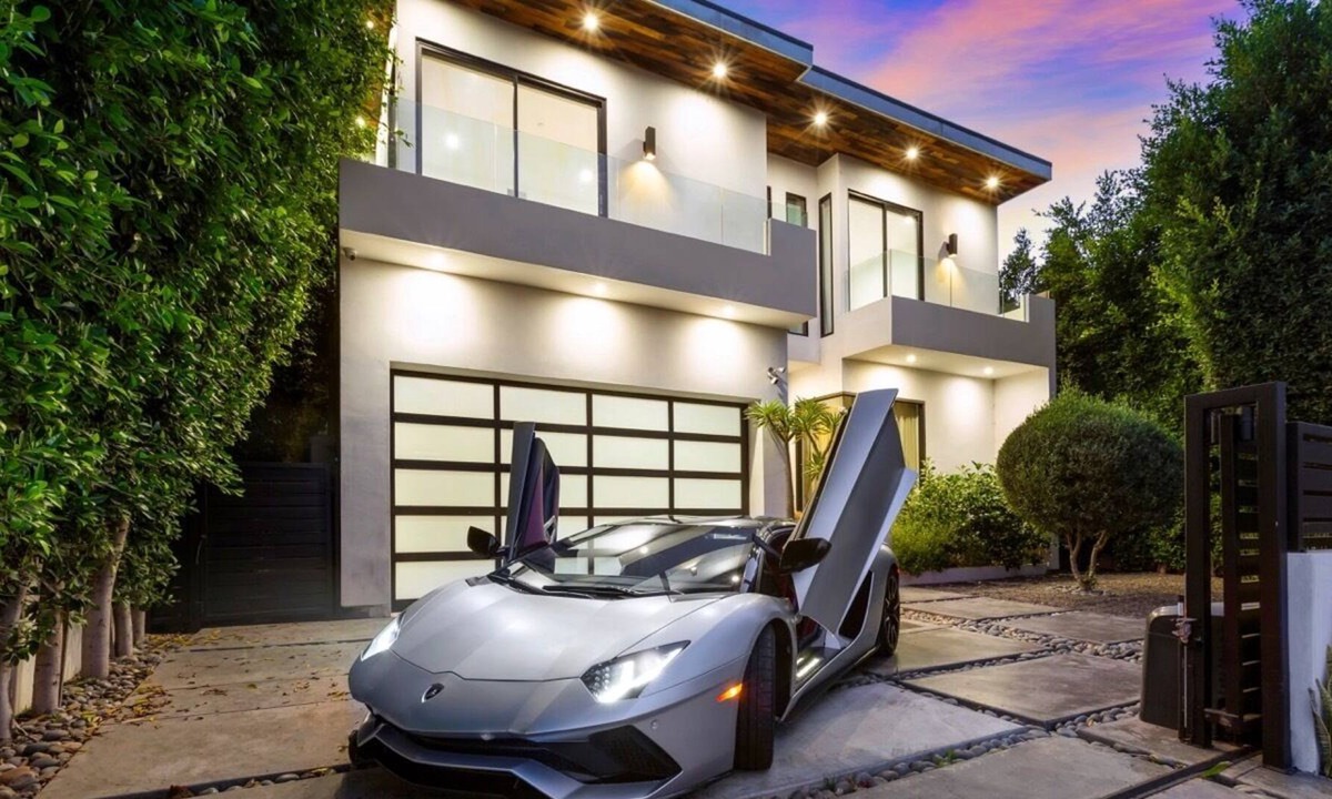West Hollywood Villa | ✦Bright, Modern, and Sophisticated 5BR/6 BA Villa✦