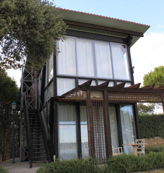San Roman de Los Montes Apartment | Bungalows de La Casona del Lago