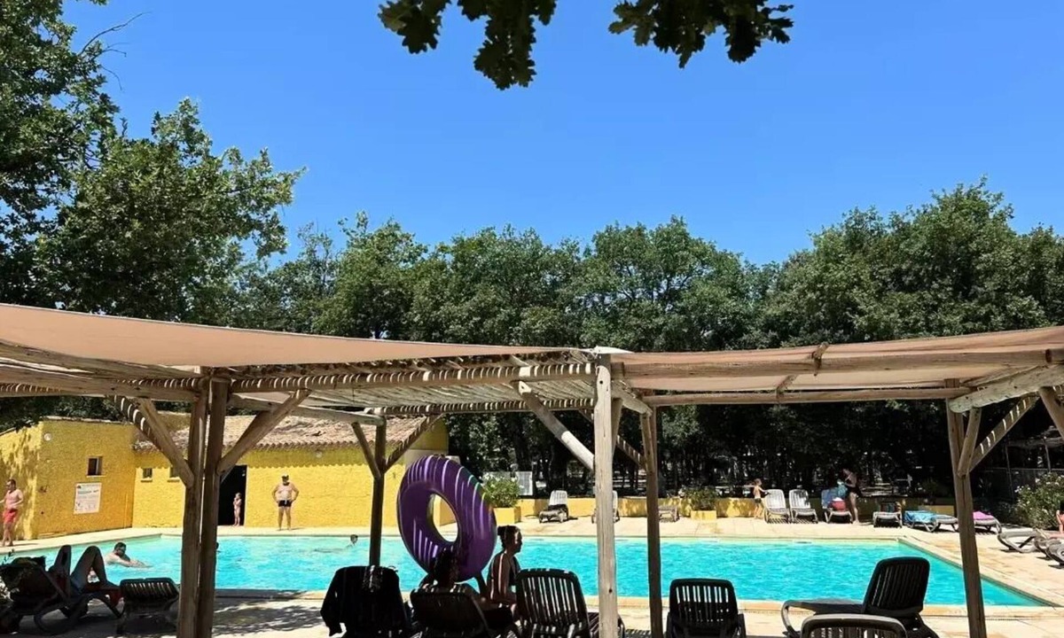 Saint-Saturnin-les-Apt House | Camping maeva Escapades Le Domaine des Chênes Blancs * - Cozy 3 Room Mobile Home 4 People Air Conditioned
