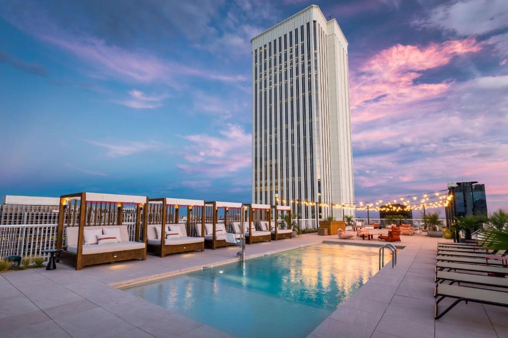 Cuatro Caminos Hotel | Canopy by Hilton Madrid Castellana