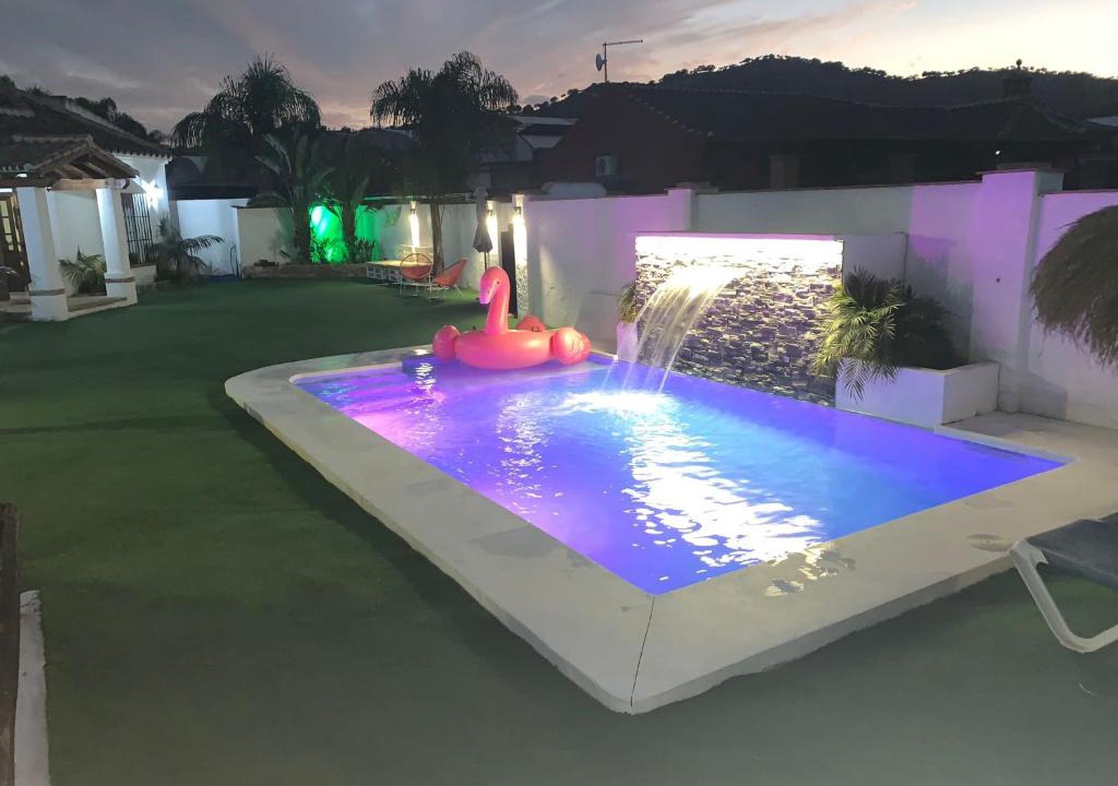 Coin House | Casa del valle