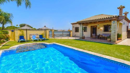 Conil de la Frontera Villa | Casa Pepi 2 dorm Conil de la Frontera by Ruralidays