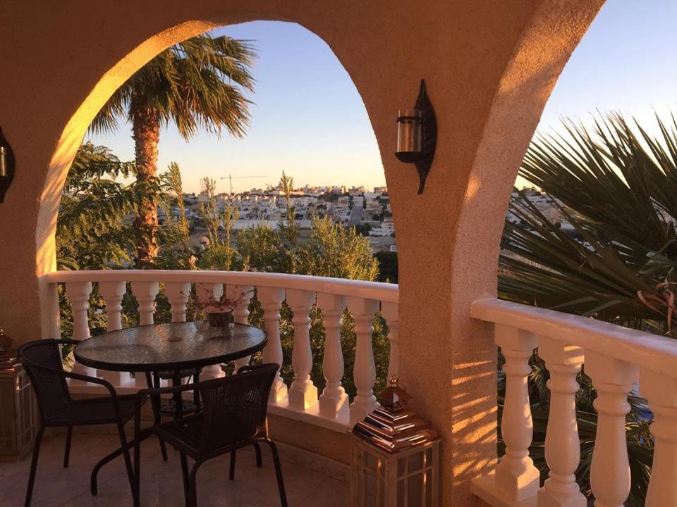 Quesada Villa | CasaColina La Marquesa