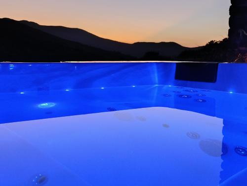 Exomvourgo Villa | Celini villa ll Tinos