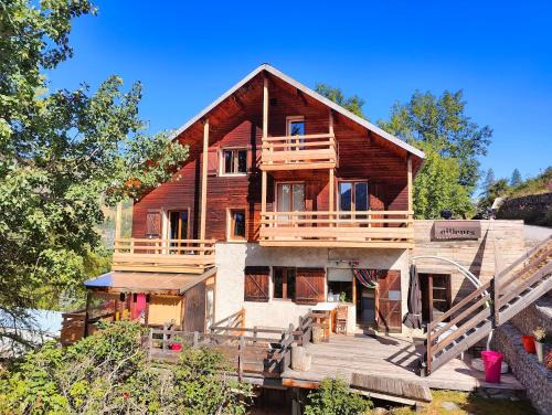 Molines-en-Queyras Apartment | Chalet Ailleurs Appartement à Molines en Queyras