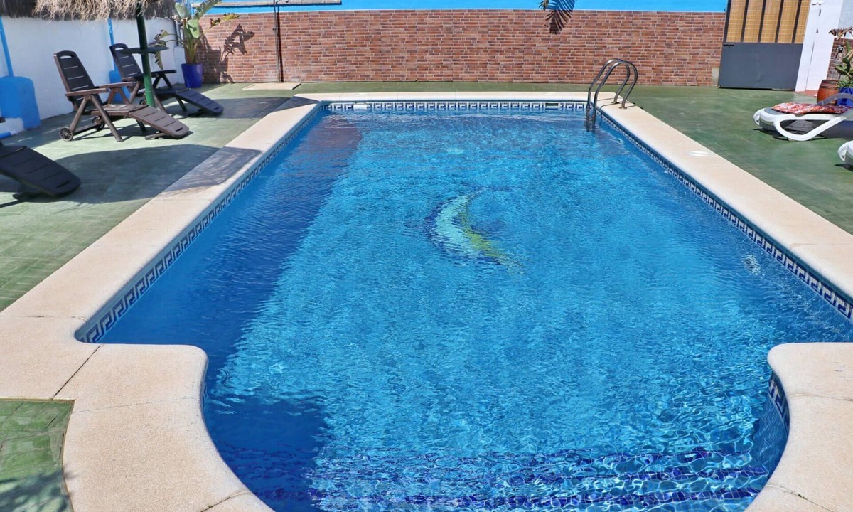 Conil de la Frontera Ski Chalet | Chalet Blue in Conil de la Frontera