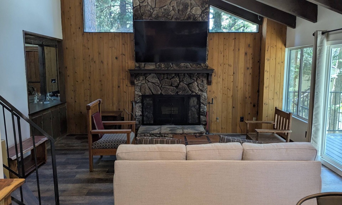 Running Springs Cabin | Charming 3-bedroom Cabin in Running Springs