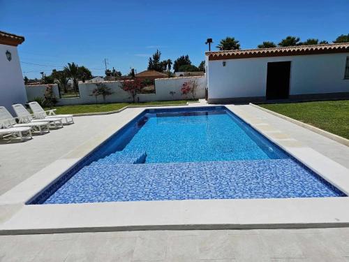 Chiclana de la Frontera Villa | Charming villa in Chiclana de la Frontera with private pool