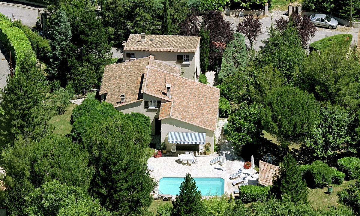 Cereste House | Charming Provencal villa with private pool and panoramic view.