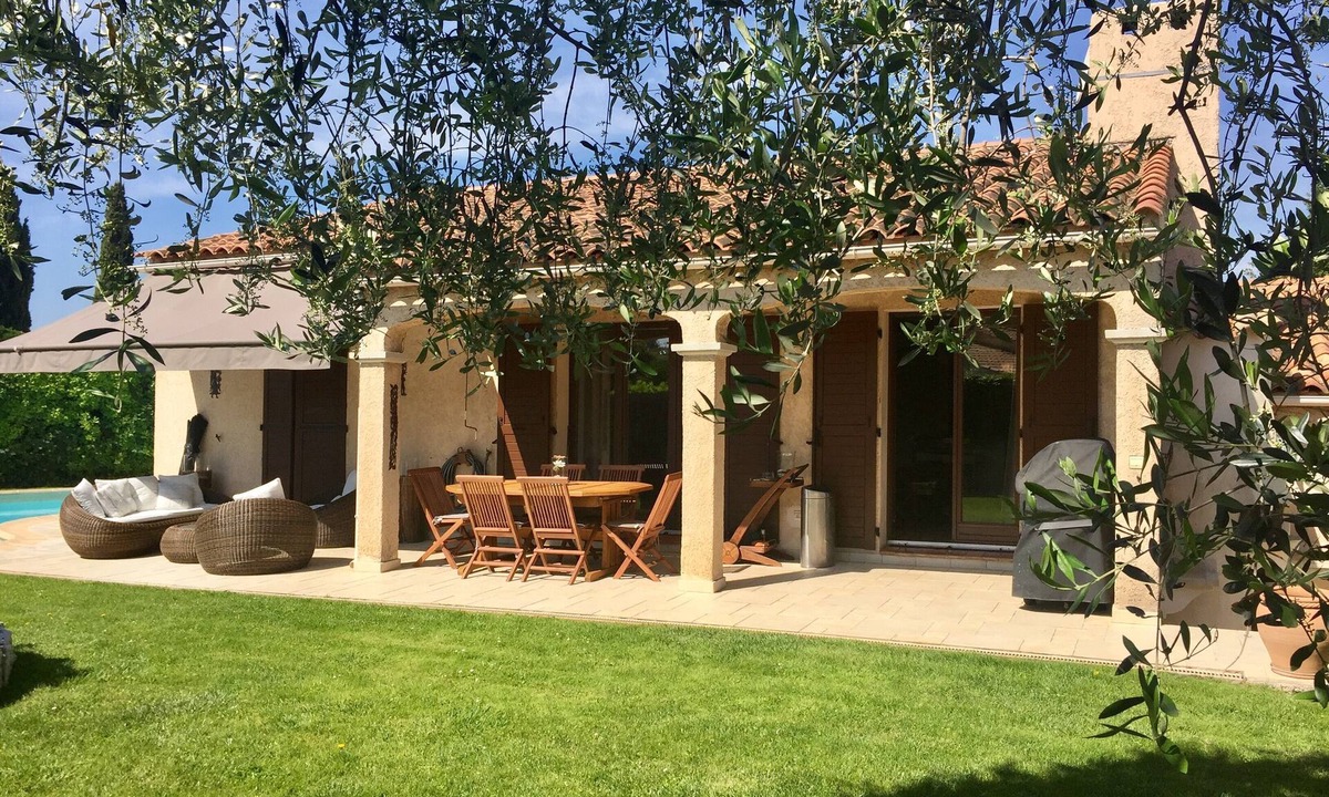 Cagnes-sur-Mer Villa | Comfortable house with private swimming Pool in Cagnes Sur Mer