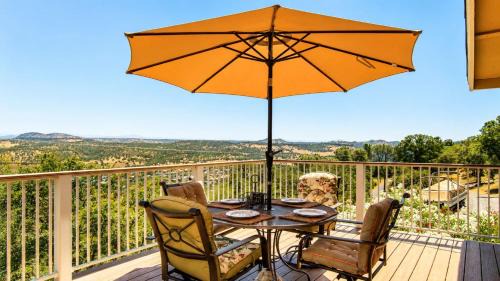 Copperopolis House | Copperopolis Home - Lake Access & Mtn Views