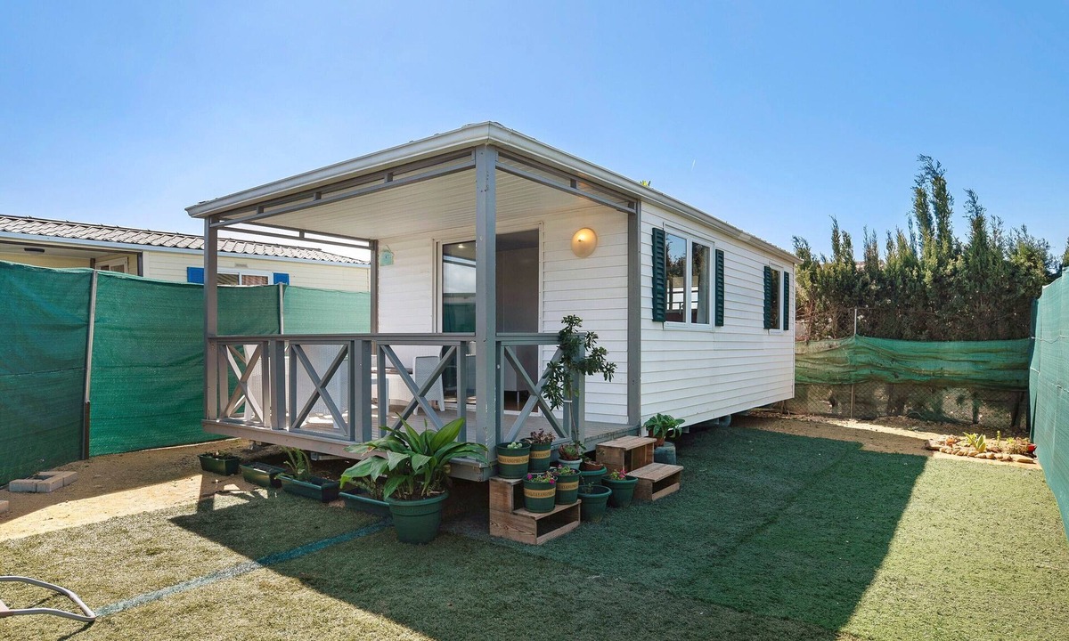 El Palmar House | Cottage 'Linda Casita' with Private Terrace, Wi-Fi and Air Conditioning