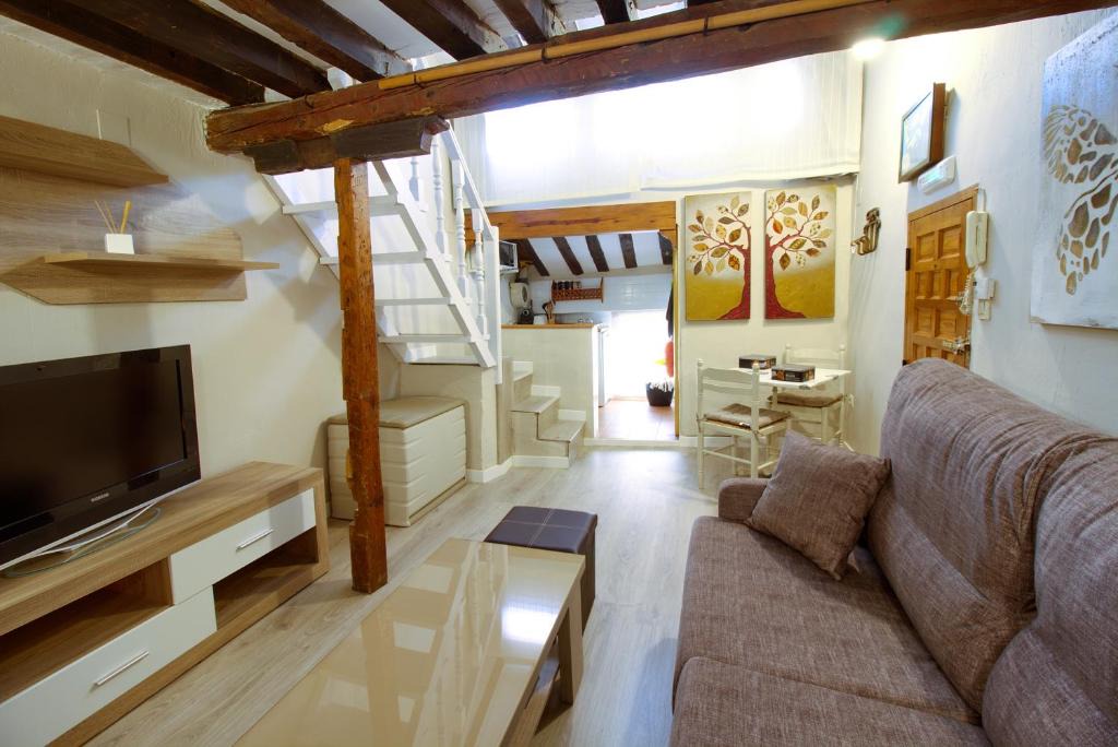 Old Town Apartment | Cuencaloft En Plaza Mayor