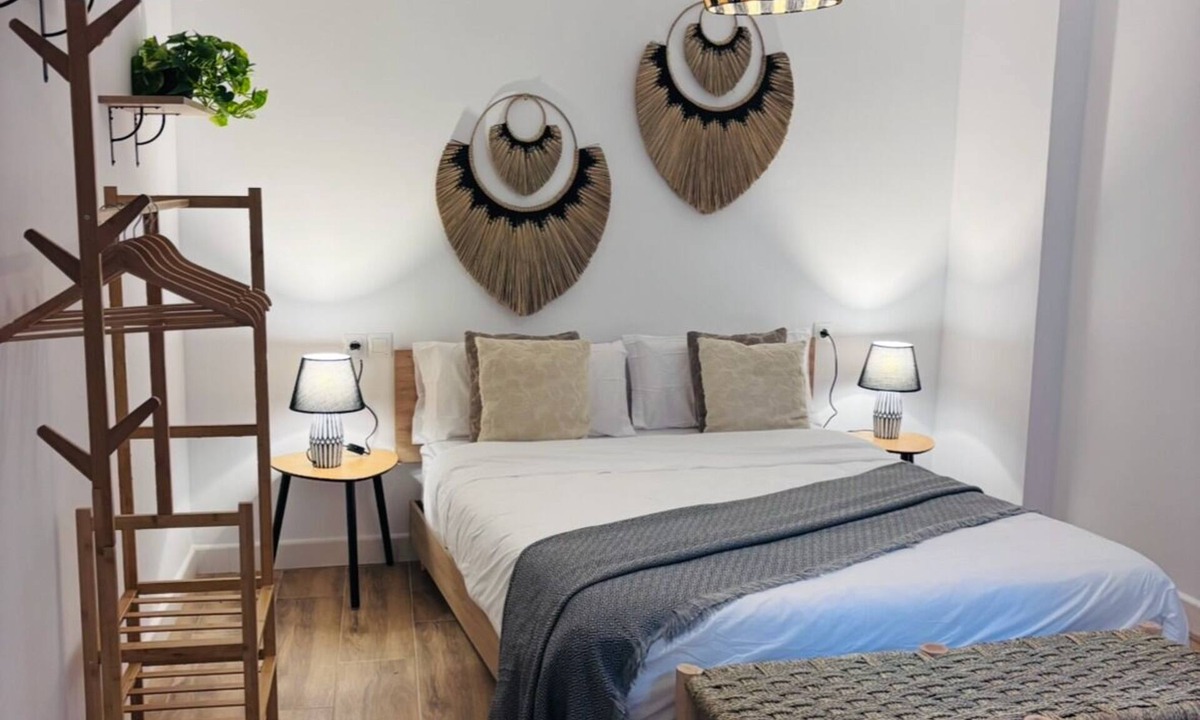 Canillas de Aceituno House | Deluxe apartment with equipped kitchen