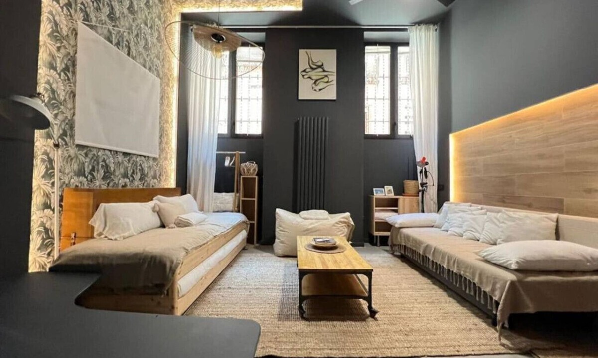 Embajadores Apartment | Design and Elegance in the Heart of Madrid