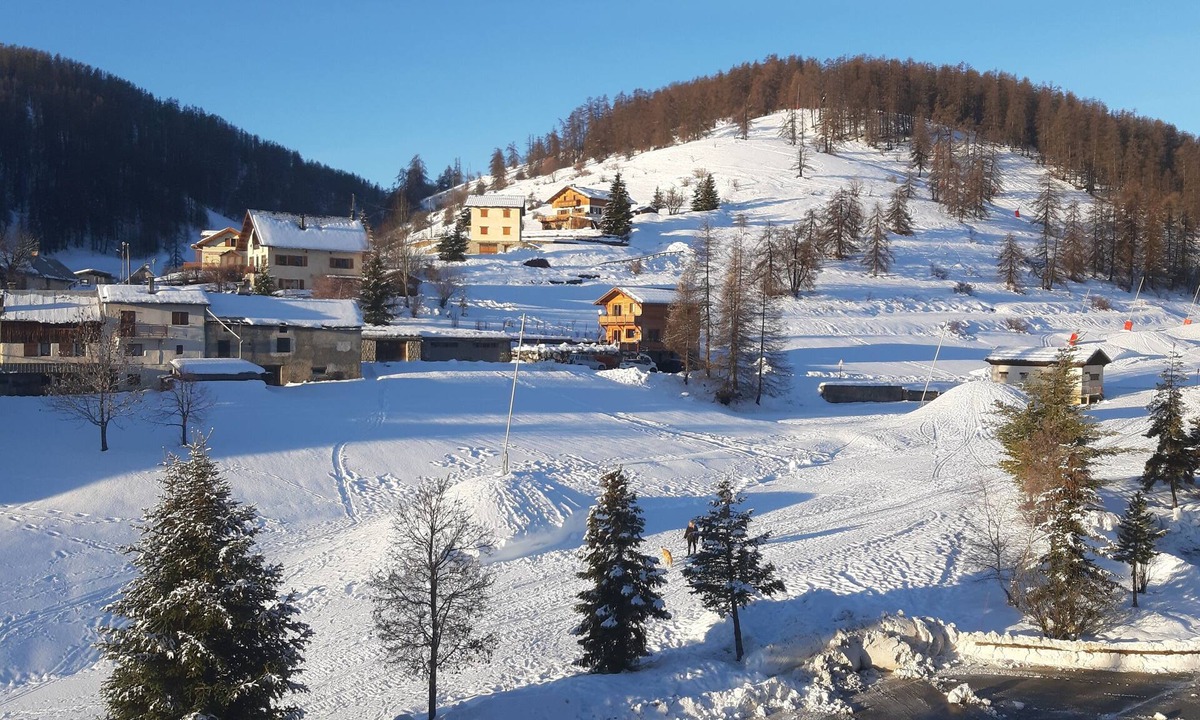Peone Apartment | Duplex VALBERG Mountain view 8 sleeps under the roof