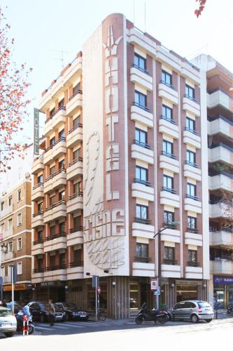 Centro Comercial Hotel | El Cisne