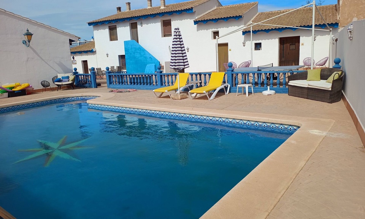 Majada del Moro Bed & Breakfast | El Oasis Morado