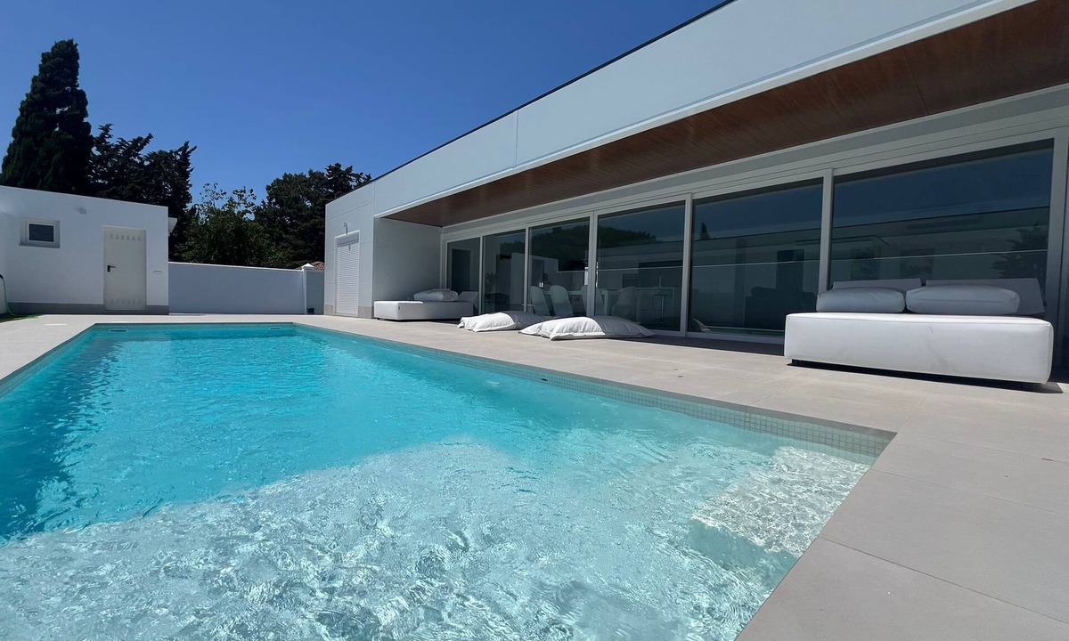 Chiclana de la Frontera Ski Chalet | El Paraiso .