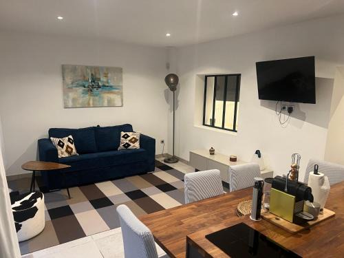 Rognac Apartment | Entre Aix et Marseille