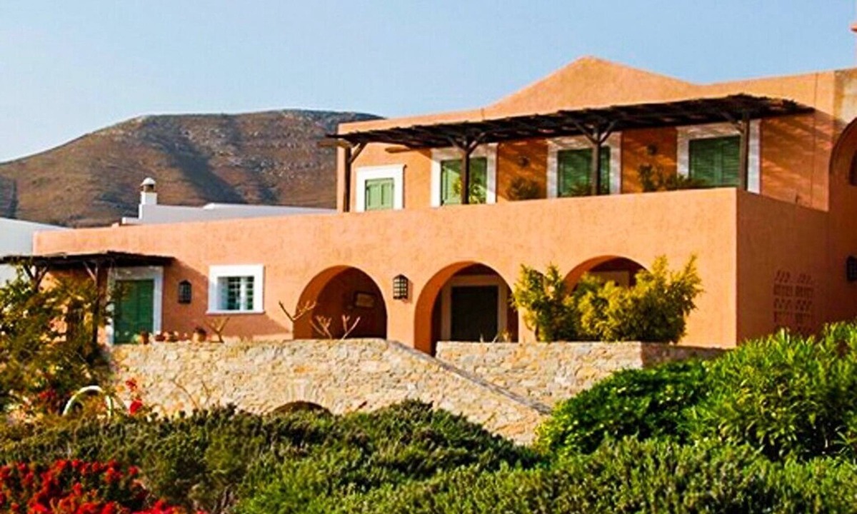Megas Gialos Villa | Exquisite beachfront mansion, 5 bedrooms-Syros