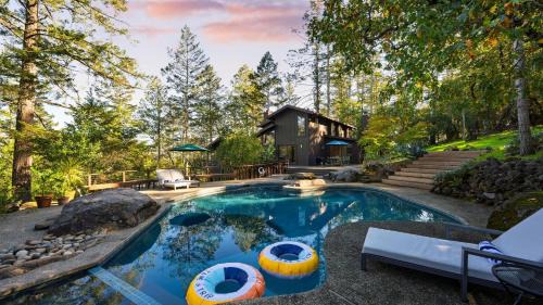 Riebli-Wallace Neighborhood Group House | Fable Sonoma by AvantStay