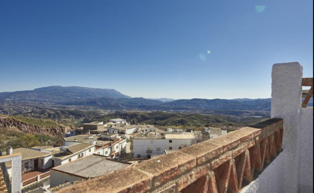 Yegen Apartment | Fantastic superior apartment nº 9 in La Almunia de La Alpujarra