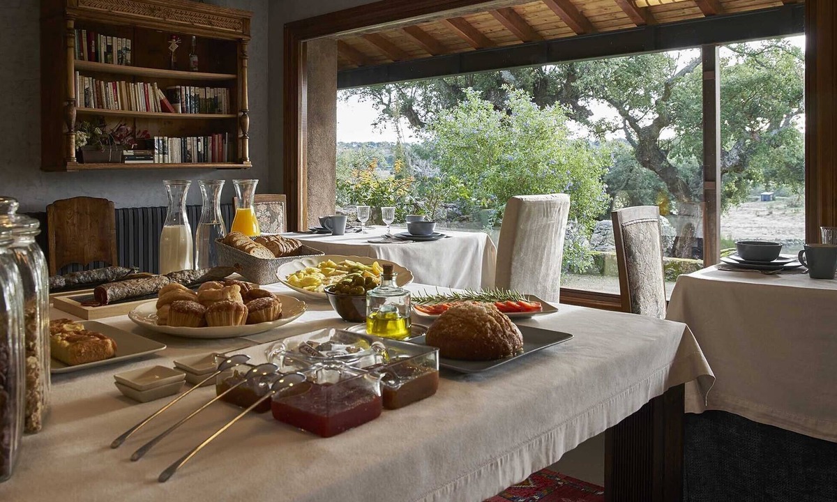 Valencia de Alcantara Hotel | Finca El Cortiñal