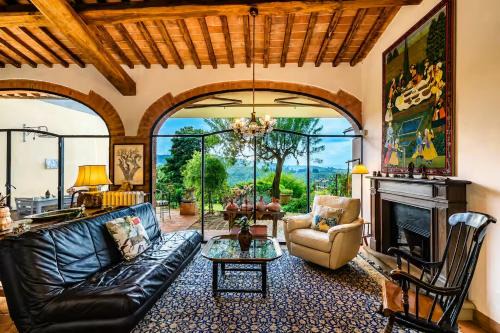Scandicci House | Florence Sunset Hills Giogoli