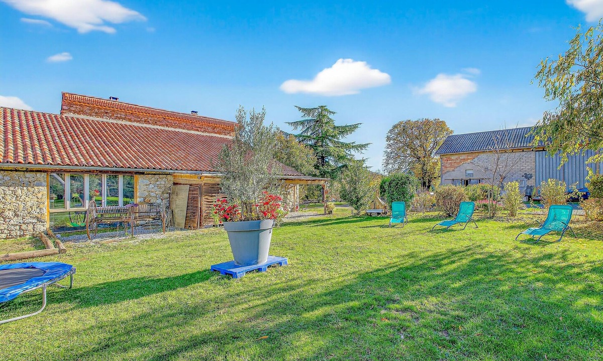 Laragne-Monteglin House | Gîte la grange du logis